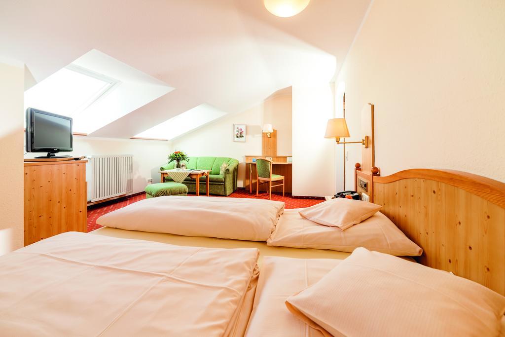Seehotel Wassermann Seeon-Seebruck Exterior foto