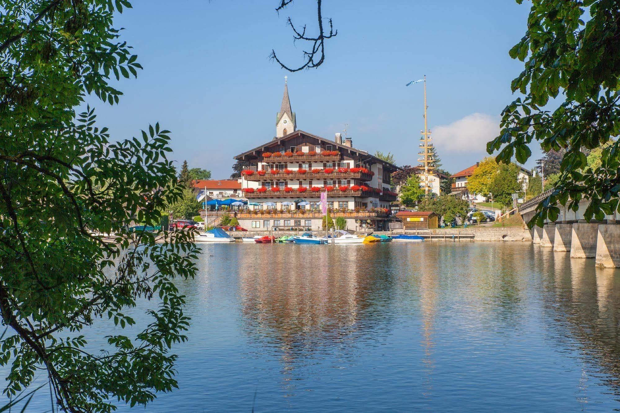 Seehotel Wassermann Seeon-Seebruck Exterior foto